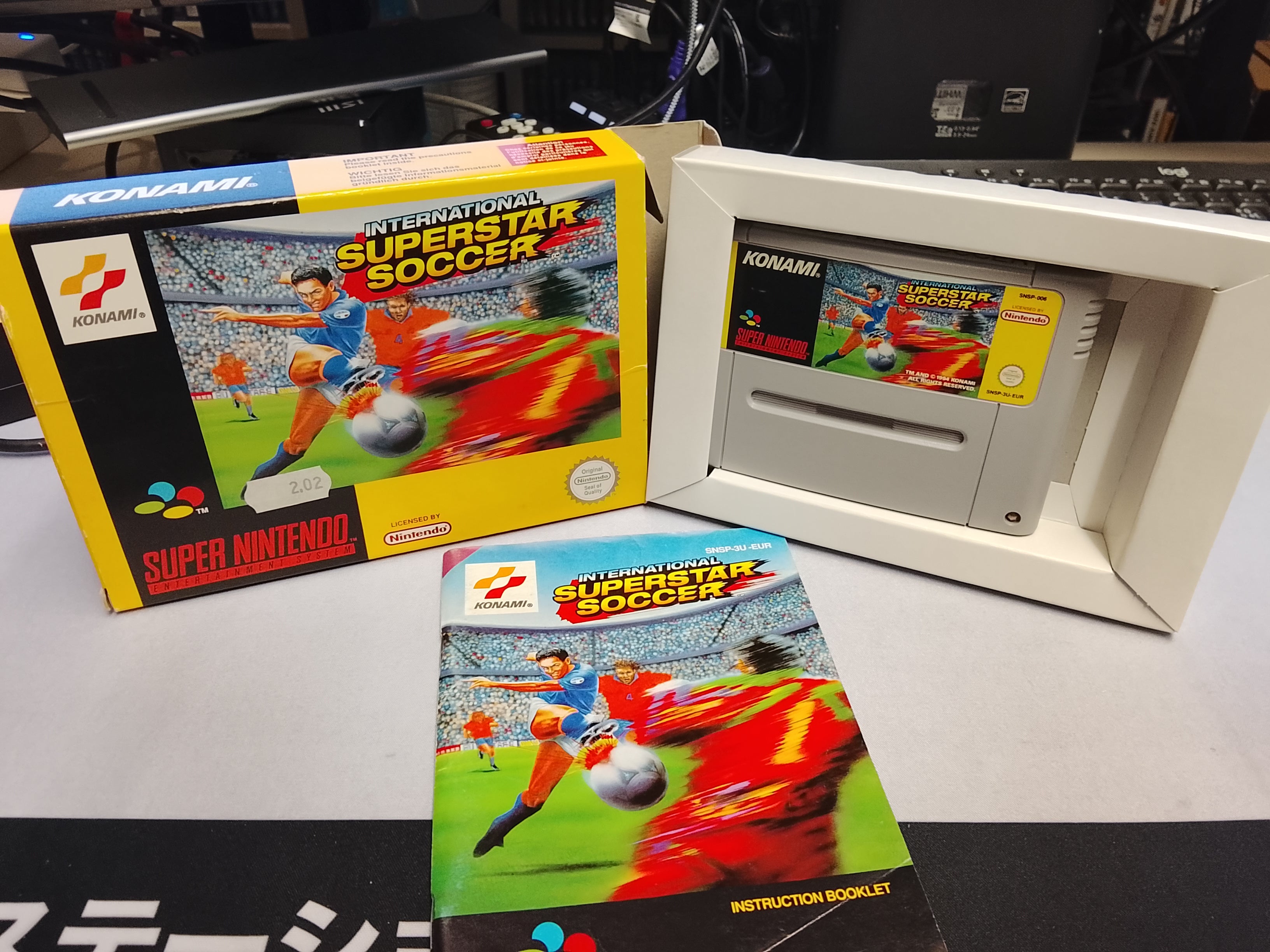 Super Nintendo: International Superstar Soccer, komplett!